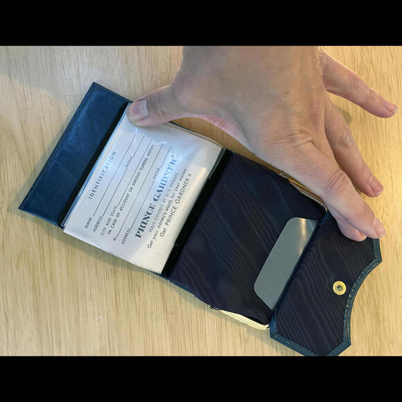 Vintage Princess Gardner Leather Navy Studded Wallet With Gold Kiss Lock - Picture 5 of 5